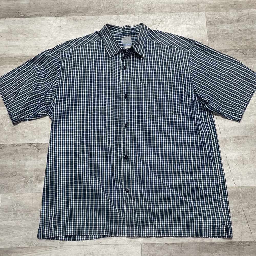 Quicksilver Button Down Size Xl - image 1